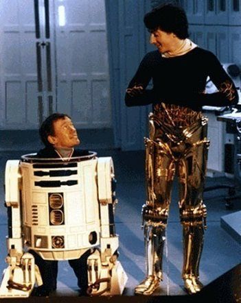 Plik:Anthony Daniel i Kenny Baker na planie.jpg