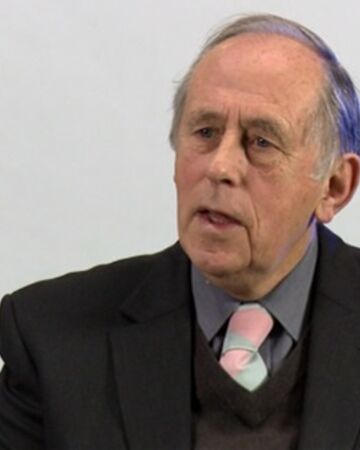 Plik:Milton Johns.jpg