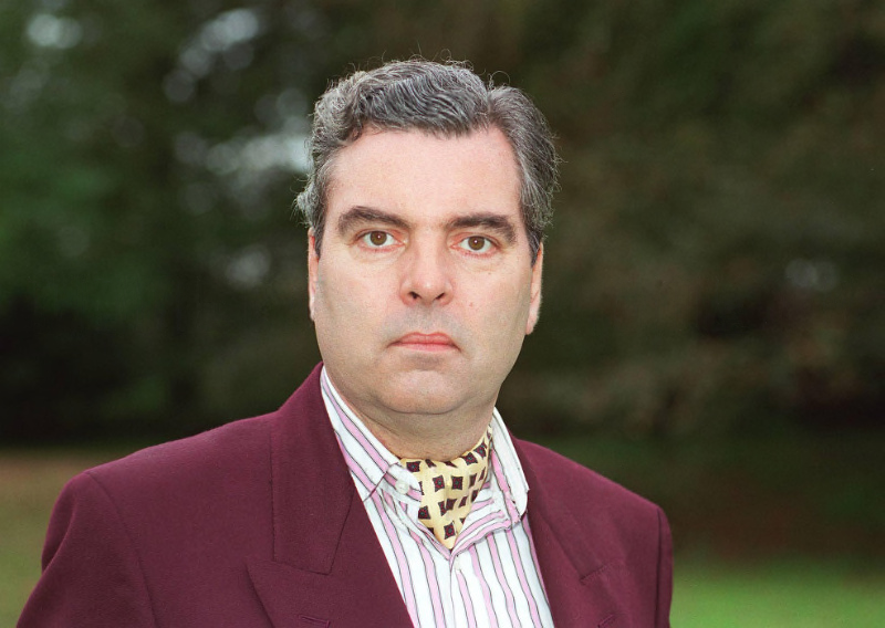 Plik:Jeremy Sinden.png