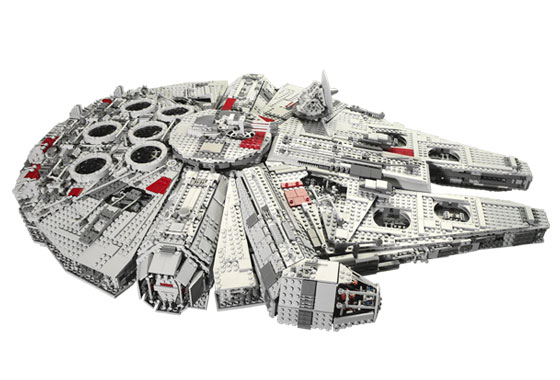 Plik:10179 Ultimate Collectors Series Millennium Falcon.jpg