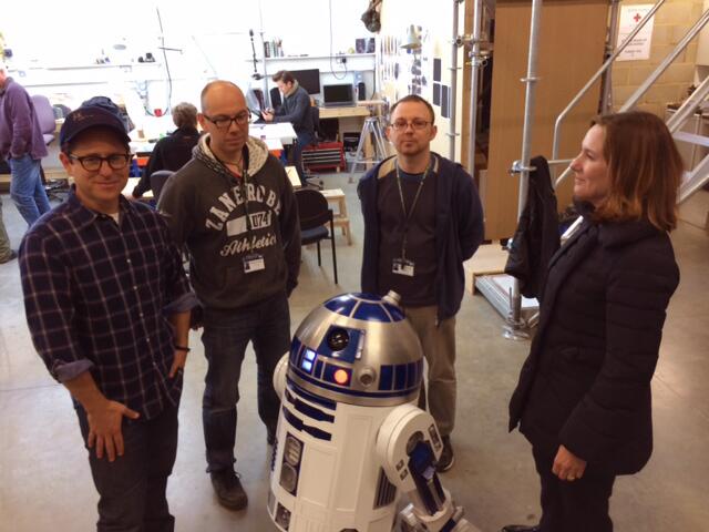 Plik:R2 epizod VII.jpg