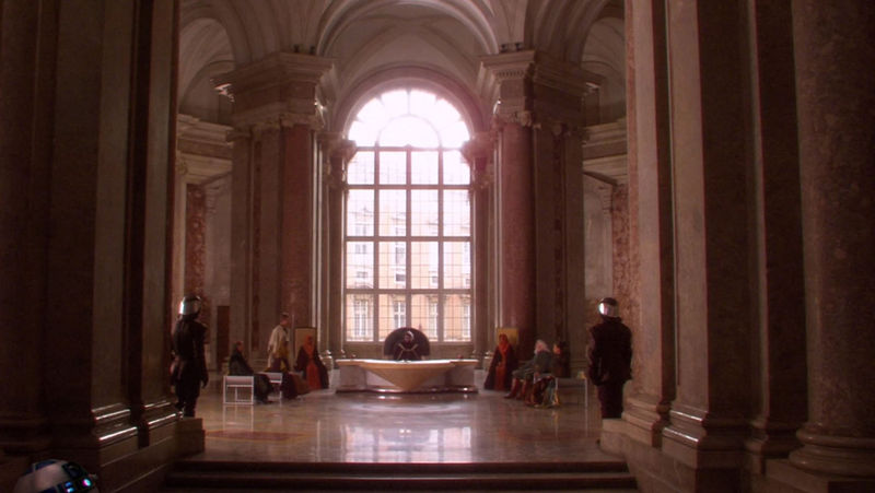Plik:Naboo - Sala Tronowa.jpg