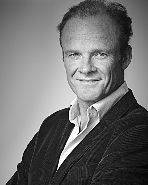 Plik:Alistair Petrie.jpg