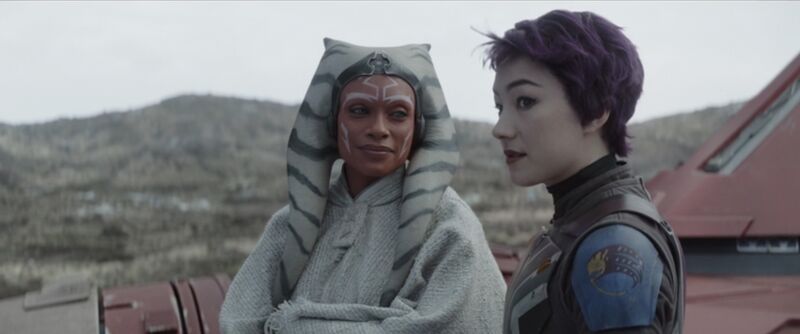 Plik:Ahsoka i Sabine.jpg