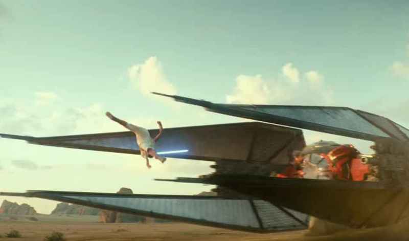 Plik:Rey vs TIE.jpg