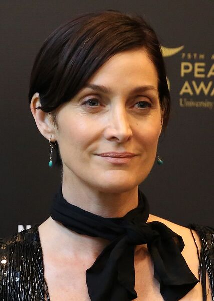 Plik:Carrie-Anne Moss.jpg