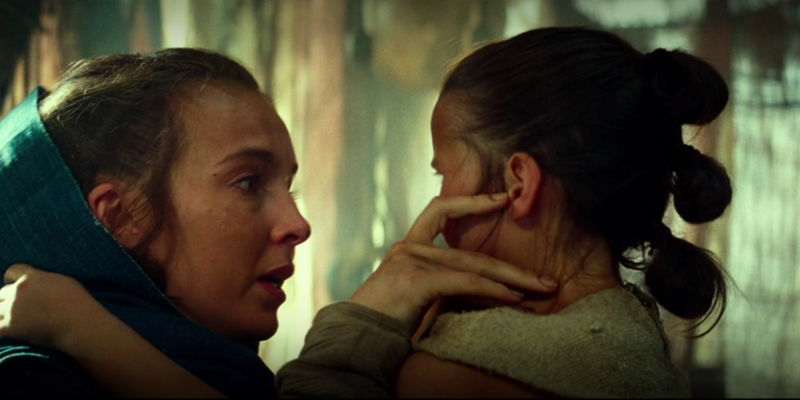 Plik:Rey i jej mama.png